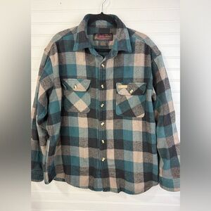 Hickory Shirt Co. men’s XL plaid button down long sleeve heavy duty work shirt
